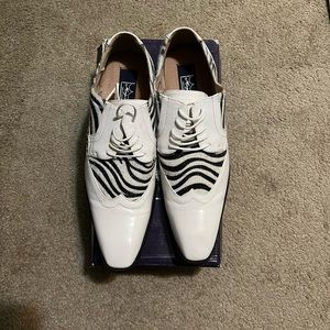 Majestic Men's Patent Wing Tip Dress Shoes